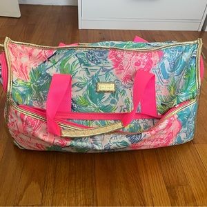 Lilly Pulitzer Bohemian Queen Duffel/garment bag